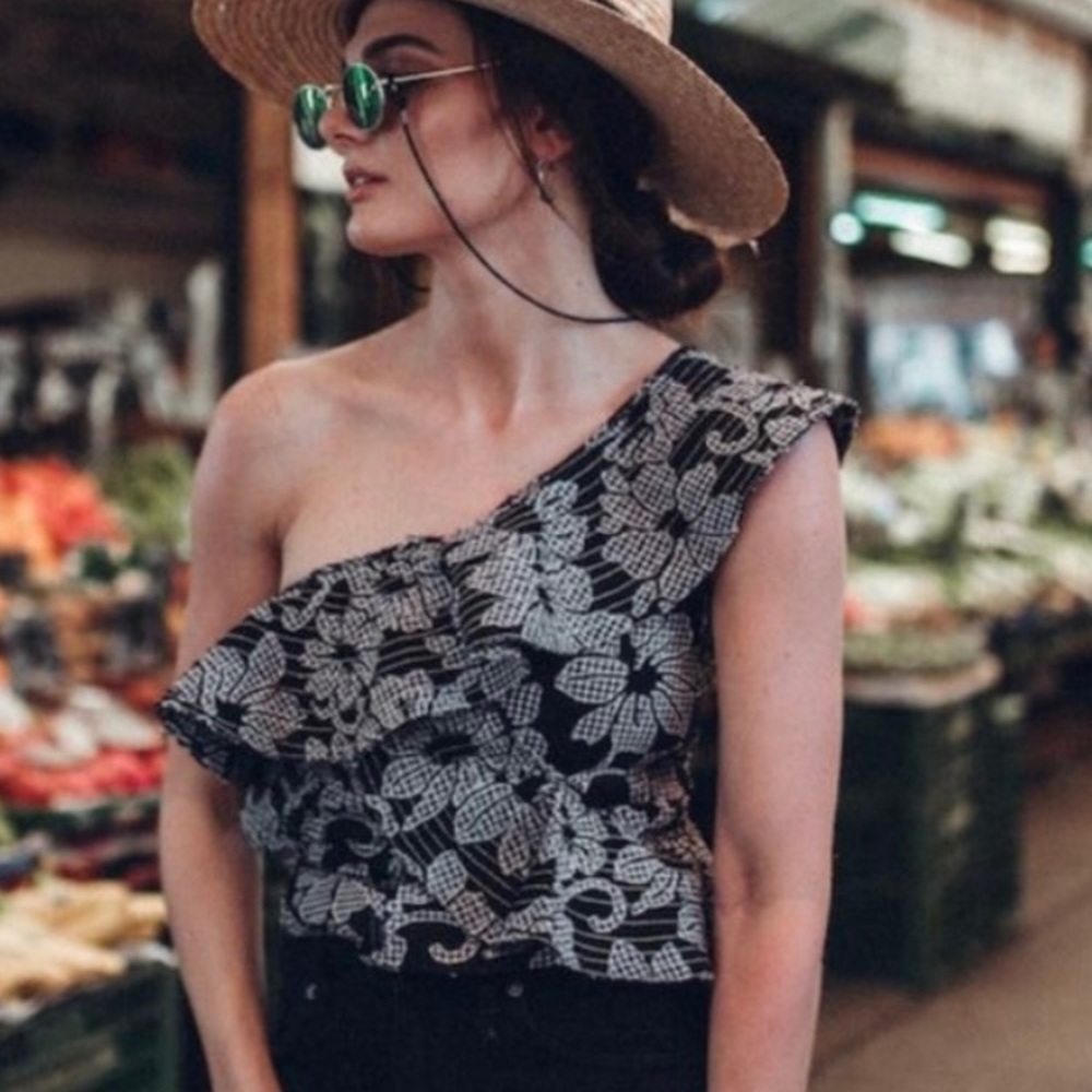 Zara Black Floral One Shoulder Ruffle Top Sz M